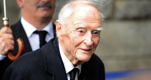 Former taoiseach Liam Cosgrave arriving at the funeral of <b>Albert Reynolds</b>, ... - image
