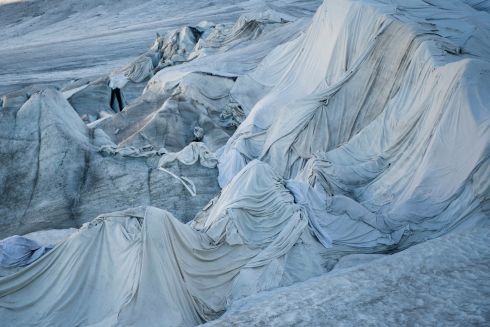 Rhone Glacier Covered in Blankets to Slow Melting - Wallis 