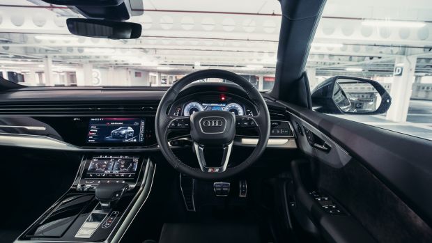 Audi Q8 50 TDI: there are few to suggest 