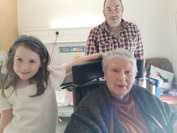 Rose Hegarty on Christmas Day with her grand-niece Freya Fogarty and nephew Sean Carrigan