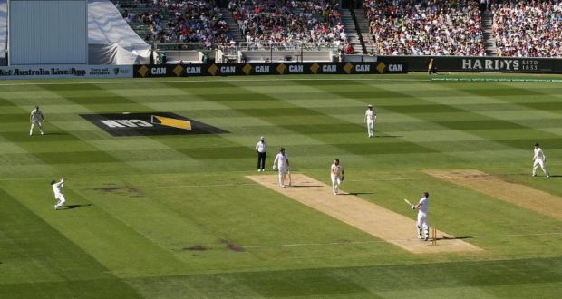  Kevin Pietersen of England is dropped by Australia’s George Bailey off the bowling of Ryan Harris during day one of the Fourth Ashes Test  at Melbourne Cricket Ground. Photograph: Michael Dodge/Getty Images