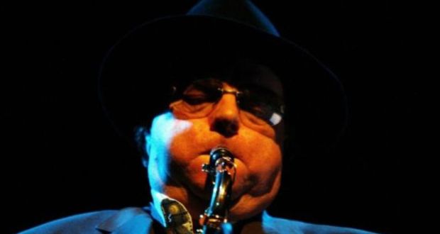 Van Morrison: court told the singer has written a letter to  John Saunders to set the record straight over the handling of allegations that the singer fathered a child with his former tour manager. 