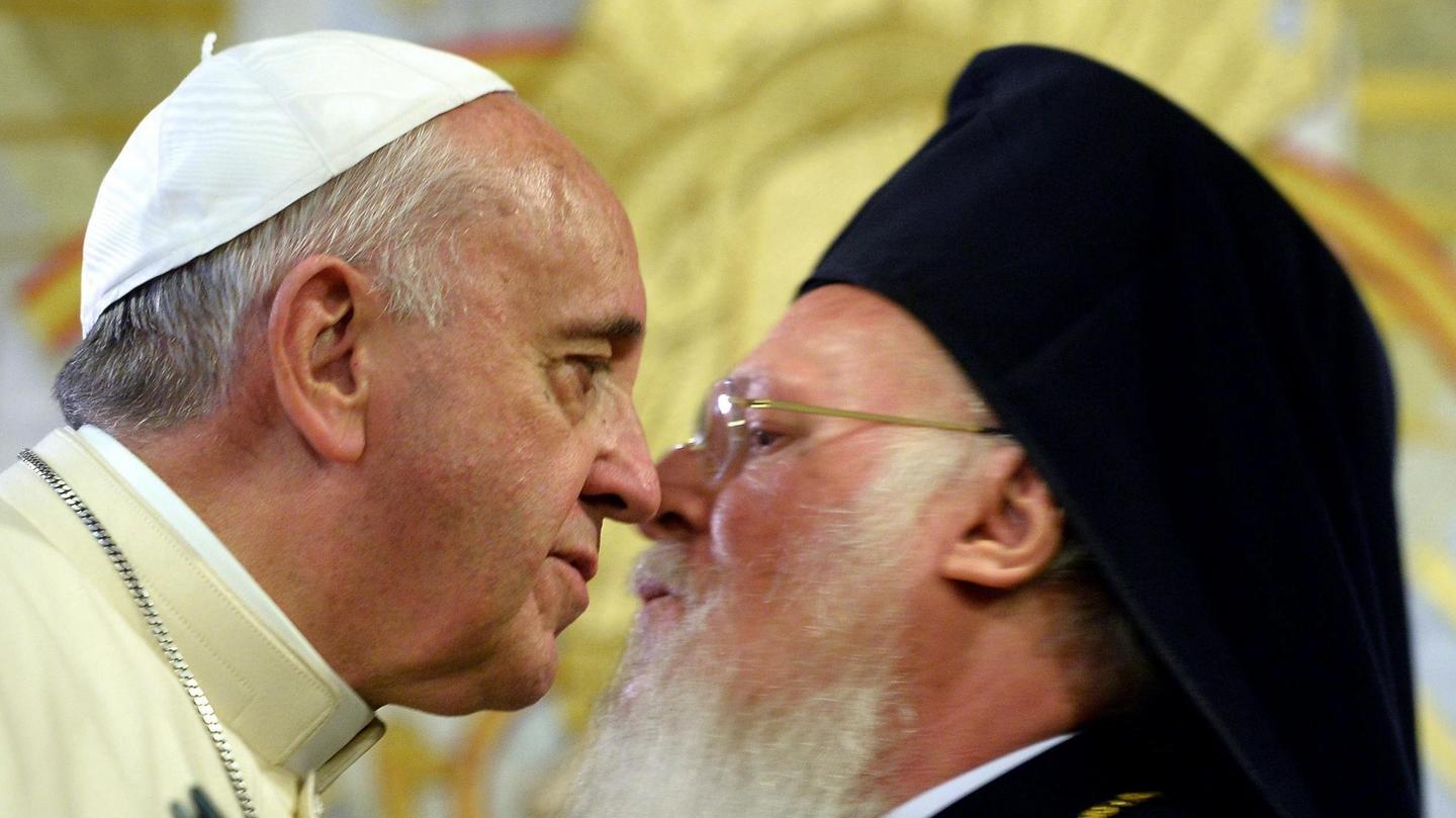 Pope condemns anti-Islam sentiments