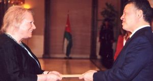 Ireland’s Ambassador Isolde Moylan presents credentials to King Abdullah II of Jordan in October 2010