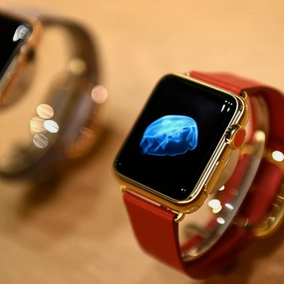 Apple watch. Apple watch Gold Edition 925 пробы. Самые дорогие часы Apple. ВАМАЕ дорогие апел воч.