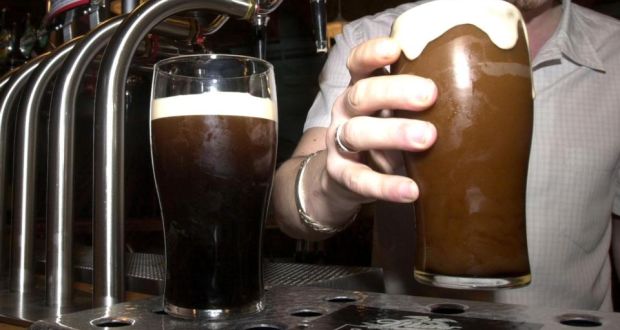 Man punched in over round of drinks to receive €5,000