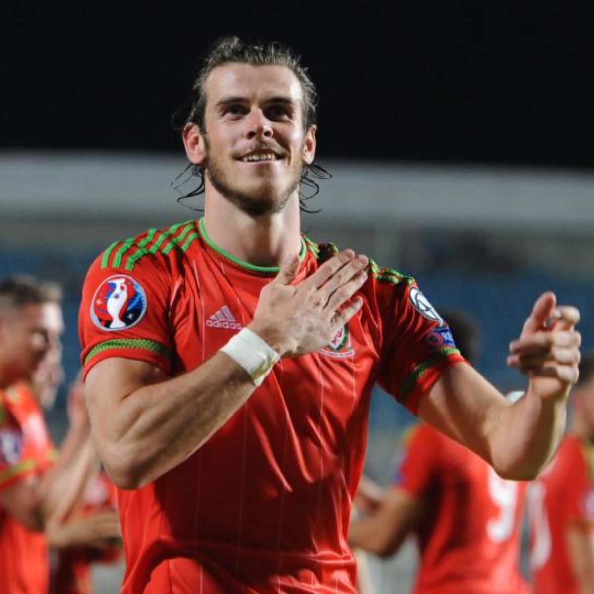 Gareth Bale Puts Wales On The Brink Of Euro 16