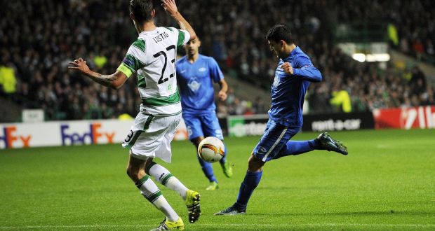 Molde  Norwegian forward Mohamed Elyounoussi   score his team’s first goal during the  Europa League match against  Celtic  at Celtic Park. Photograph: Andy Buchanan/AFP/Getty Images