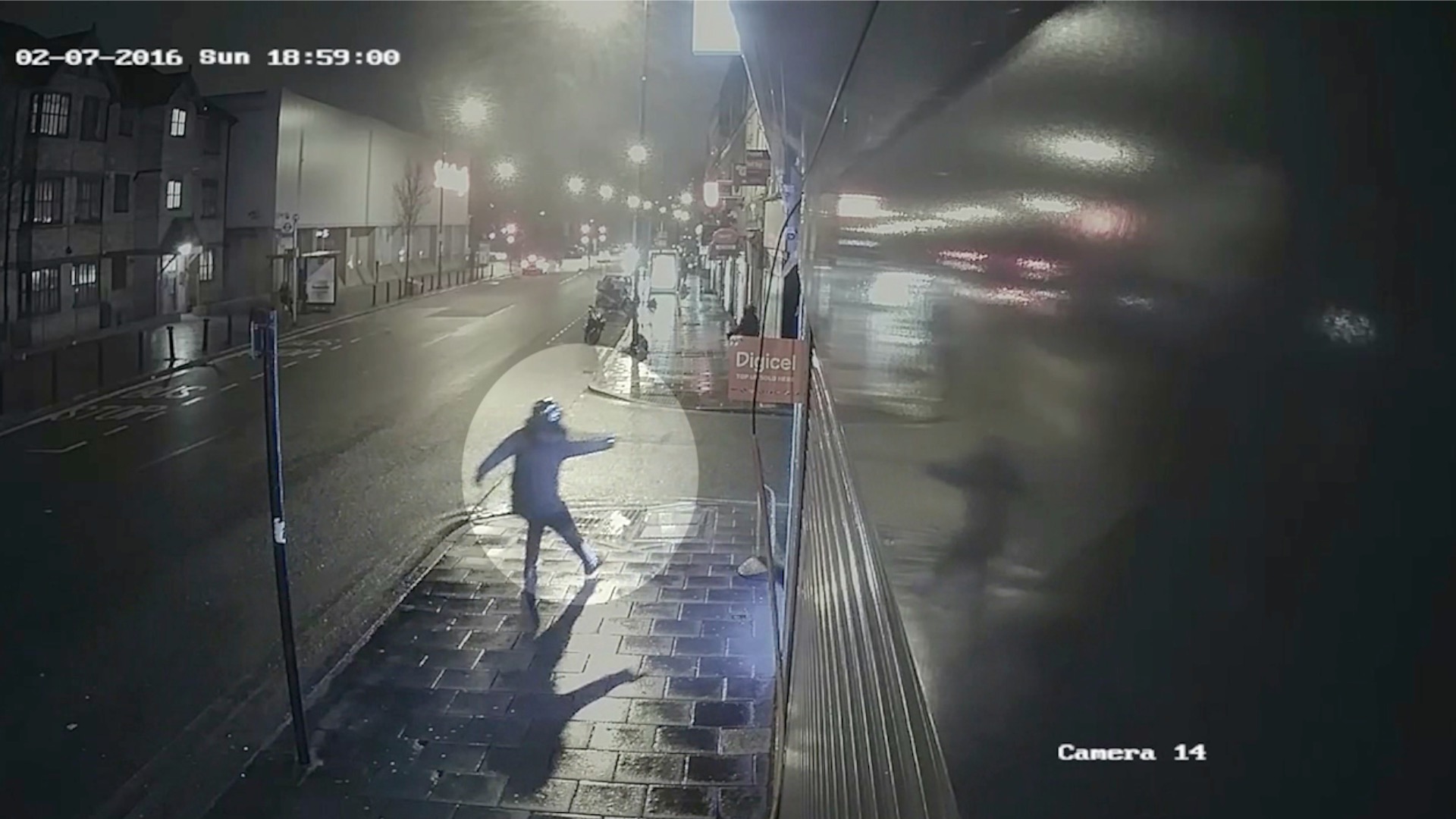 London shooting captured on CCTV