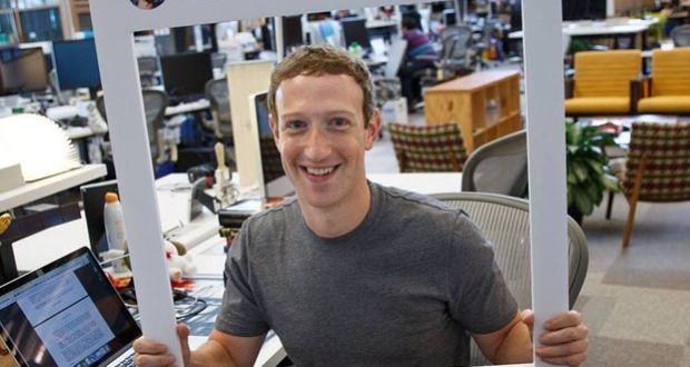 Facebook CEO Mark Zuckerberg posted a photo on Facebook to celebrate 500 million monthly active users on Instagram. Photograph: Facebook