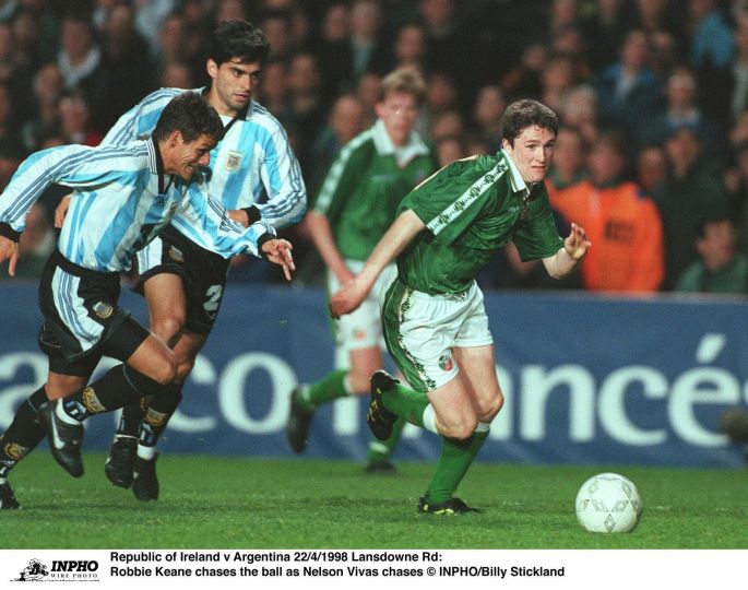15 апреля 1998. Keane 1981. Футболист Keane Ирландия. Robbie Keane Manchester.