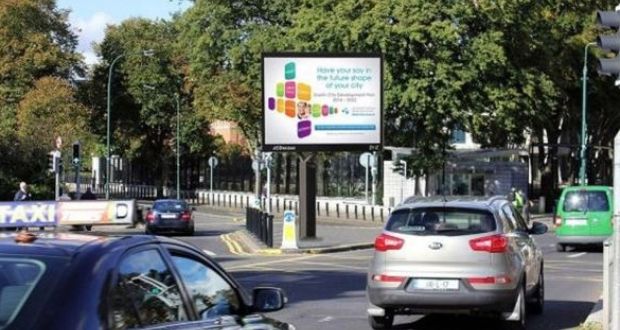 What advertising screens in the  D4 location near the US embassy  would look like as part of Dublin Bikes deal.