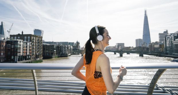 Using synchronous music is beneficial during repetitive endurance activity