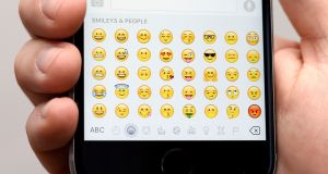 Apple 10 2 Update Brings More Than 100 New Emojis