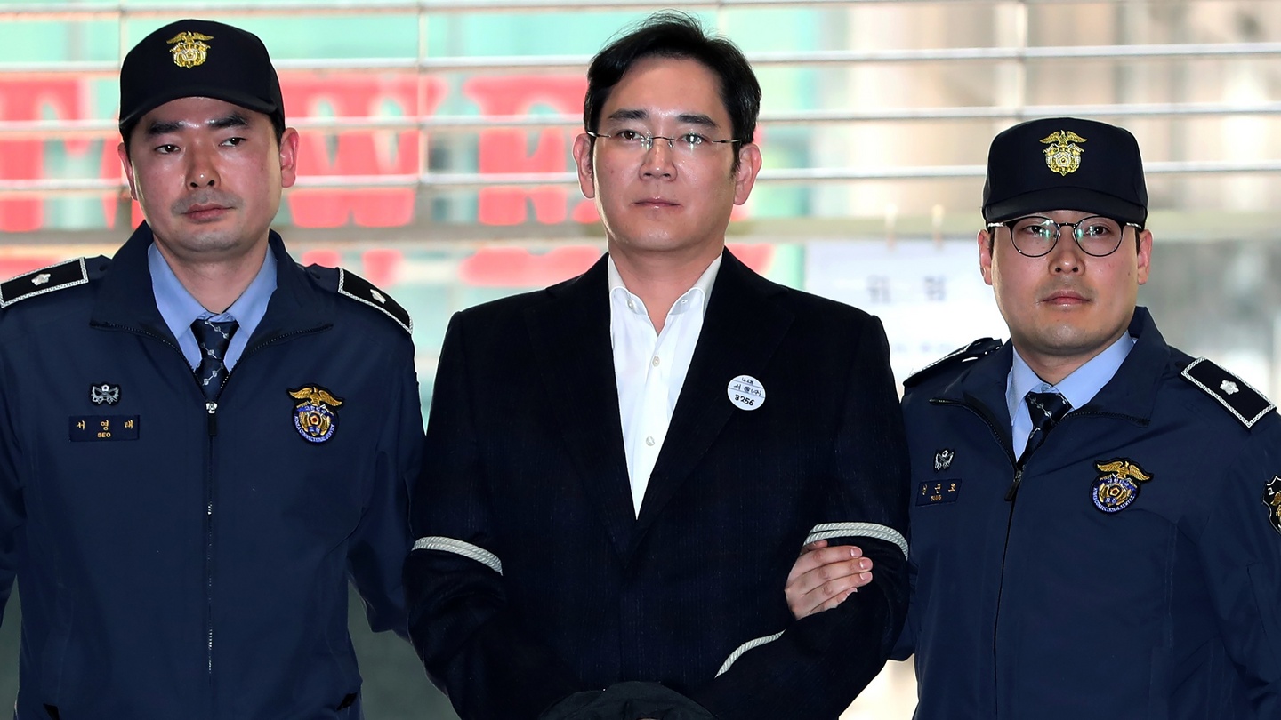 Trial of the century' begins as Samsung's Jay Y Lee in dock