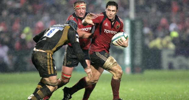 David Wallace, with support from Mick O’Driscoll, in action against Wasps:  “That bond, you have that for years. You leave and you are leaving that behind.” Photographer: Dara Mac Dónaill 