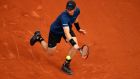 Andy Murray of hits a backhand during the first round match against Andrey Kuznetsov of Russia on day three of the 2017 French Open at Roland Garros. Photo: Clive Brunskill/Getty Images)