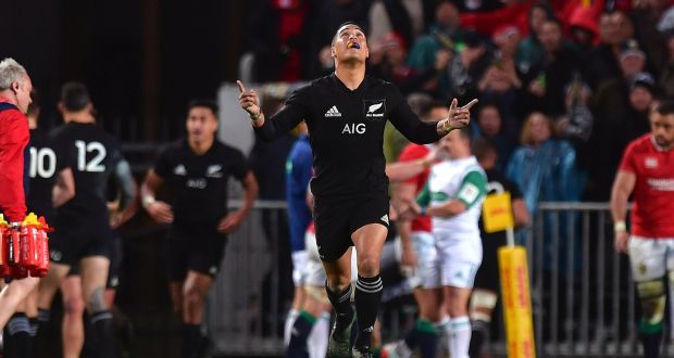Aaron Smith celebrates Rieko Ioane scoring their second try. Photograph:  Marty Melville/Inpho