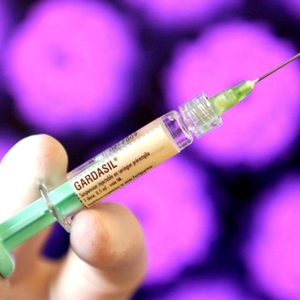 papillomavirus vaccine pain