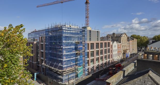 About 800 AIB employees, including chief executive Bernard Byrne, will move to the 115,000sq ft  office building on Molesworth Street in 2019 