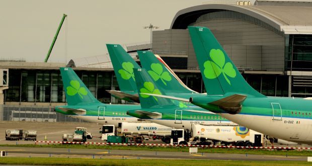 Siptu, which represents 1,500 non-craft workers at Aer Lingus,said they had voted by 53 per cent to 47 per cent to accept the pay rise offer.