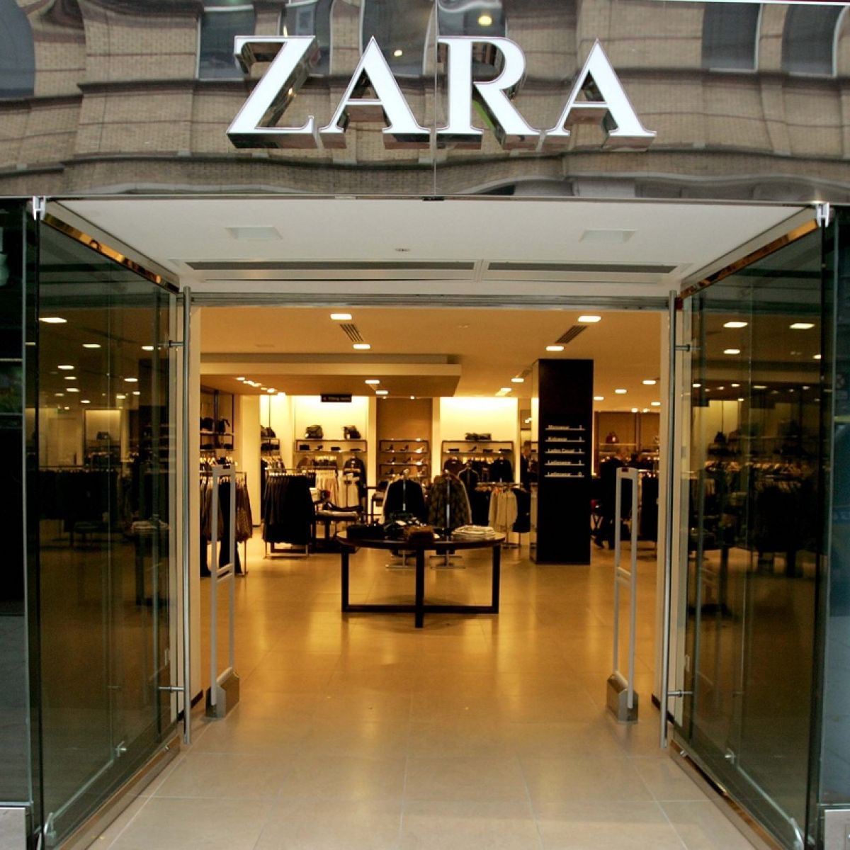 zara grafton street opening hours