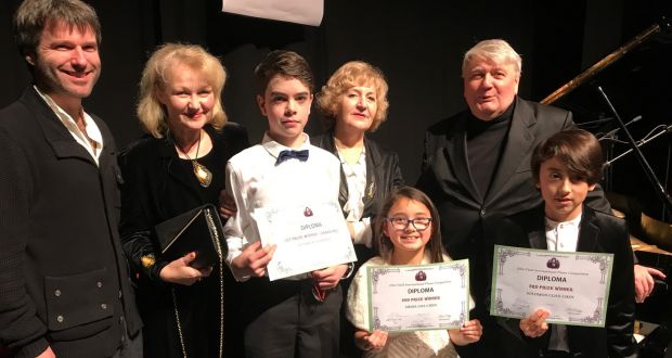 Stan O’ Beirne (Grand Prix winner), Sheba Hisa Chen (2nd Prize, 7-9 years category), and  Solomon Clive Chen (3rd Prize,  10-12 years category) at the John Field  International Piano Competition