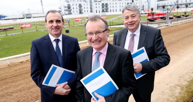 Economist Jim Power (centre) with Gerard Dollard chief executive of the  Irish Greyhound Board (left) and Phil Meaney IGB chairman at the publication of the strategic plan. Photograph: Maxwells 