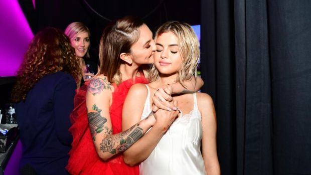 Julia Michaels with Selena Gomez: instead of publicly commenting on her break-up with Justin Bieber, Gomez released Sober, which Michaels wrote, as a statement. Photograph: Emma McIntyre/AMA2017/Getty