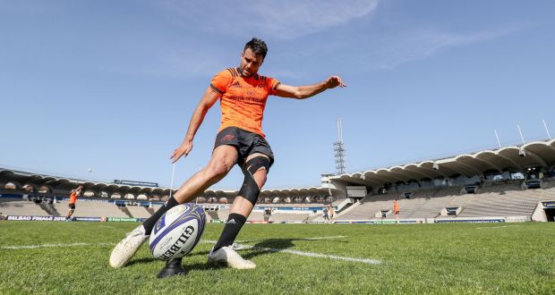 Conor Murray practices his goal-kicking in Bordeaux. Photograph: Dan Sheridan/Inpho