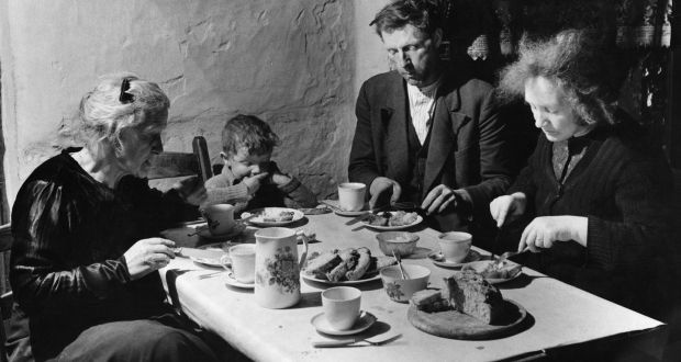 Margaret Hickey’s book brings the meals and traditions of ordinary people to life. Photograph: © Hulton-Deutsch Collection/Corbis via Getty Images