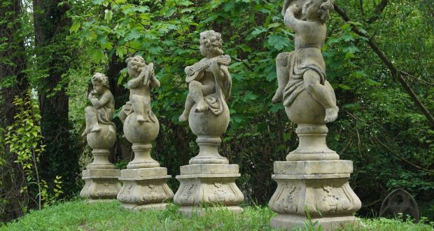 Statues Sundials And Stags For Sale In New Shackleton Garden In
