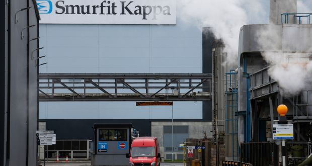 Smurfit’s board rejected two offers from International Paper, saying that the US company undervalued the Irish business, despite pressure from large shareholders including British asset manager Janus Henderson. which owns 4.3 per cent of the group. 