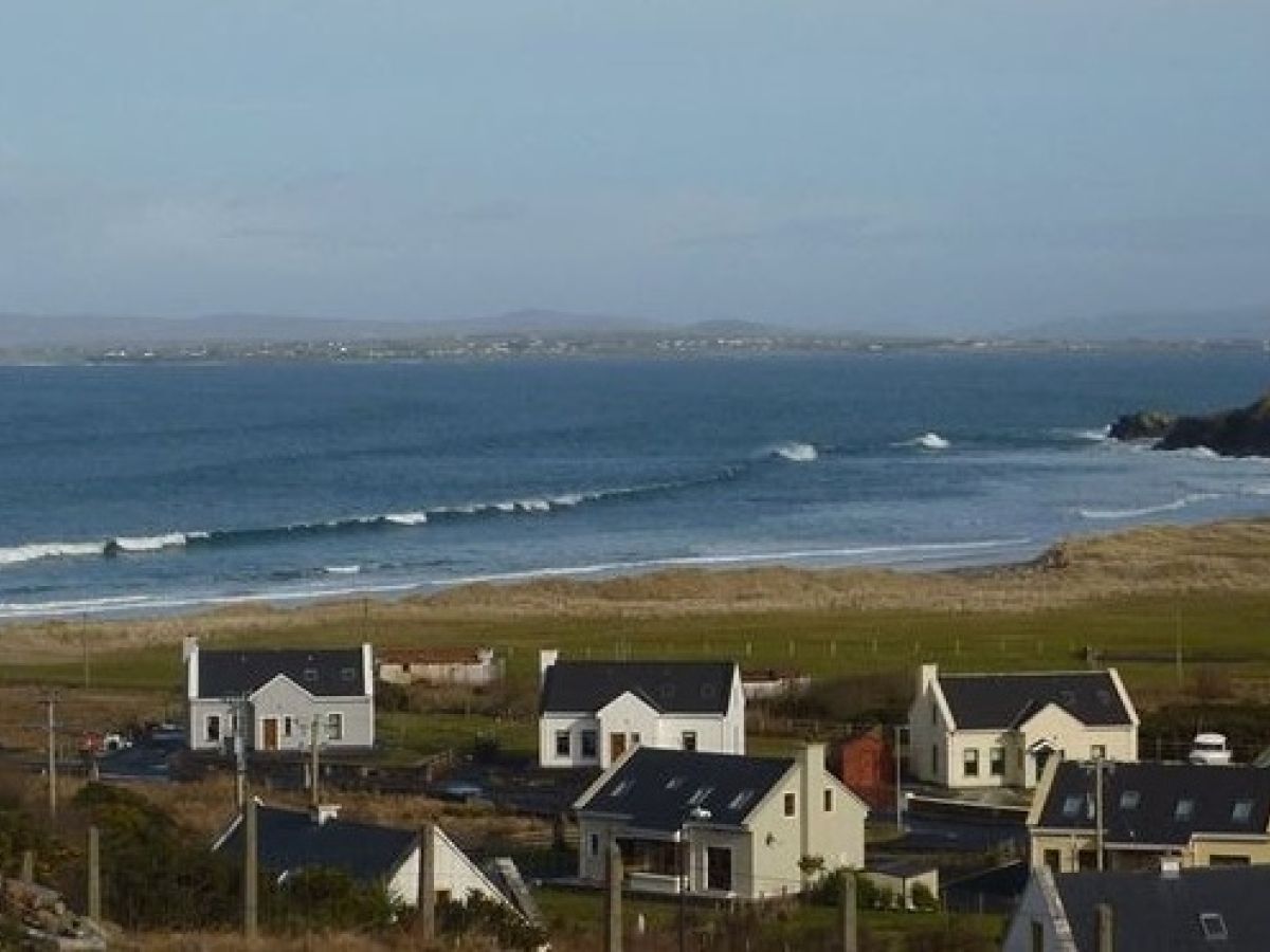Take The Plunge 11 Irish Waterfront Homes To Buy