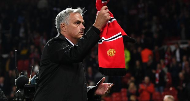 José Mourinho stayed on the pitch to applaud the Manchester United fans after their defeat to Tottenham Hotspur. Photo: Michael Regan/Getty Images