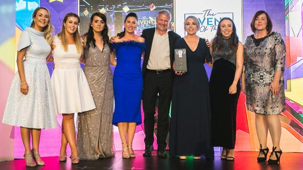 Rachelle O'Brien, Assistant Lecturer, School of Hospitality Management and Tourism, Dublin Institute of Technology, on behalf of AVC presents the Best Awards Ceremony award to Charlene Pigott & Caroline Molloy, weddingsonline.ie.