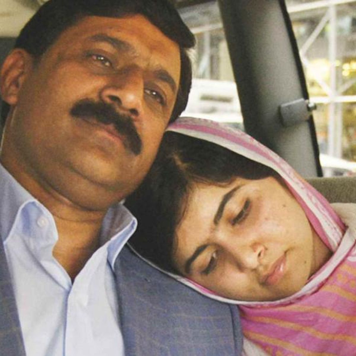 Malala Yousafzai S Father Ziauddun Let All Girls Fly