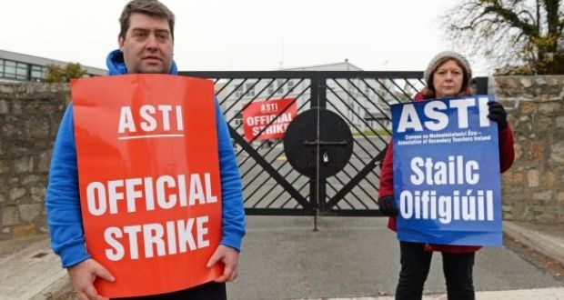 ASTI picket at Monkstown Park College in 2016. File photograph: Eric Luke