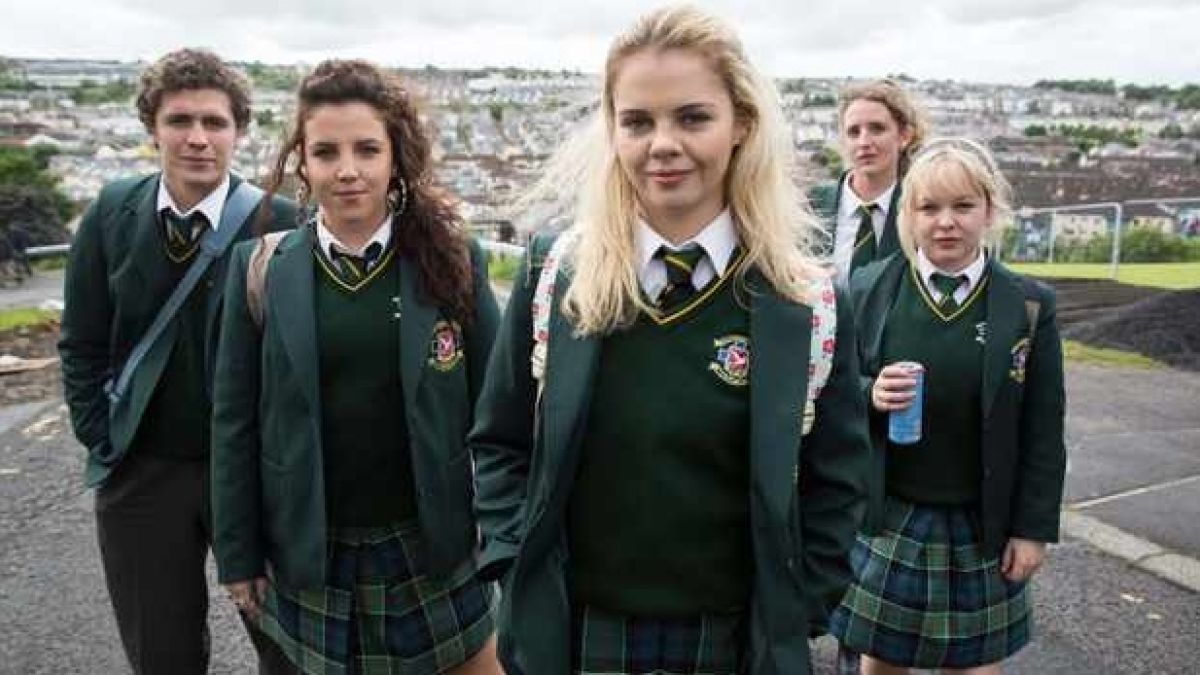 Derry Girls Series 2 Catholics Really Buzz Off Statues Protestants Don T So Much - derry brawl stars