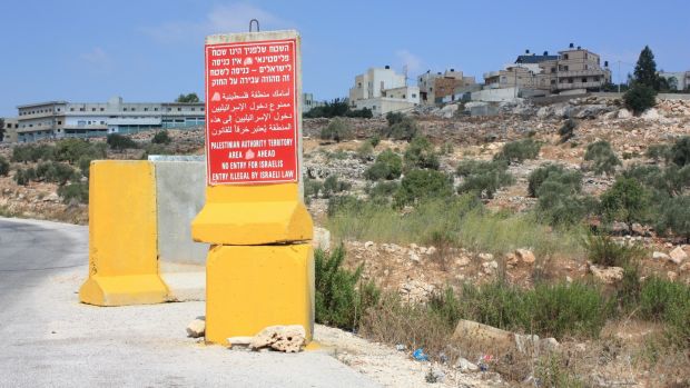 No entry for Israelis into Area A (Palestinian Authority controlled)