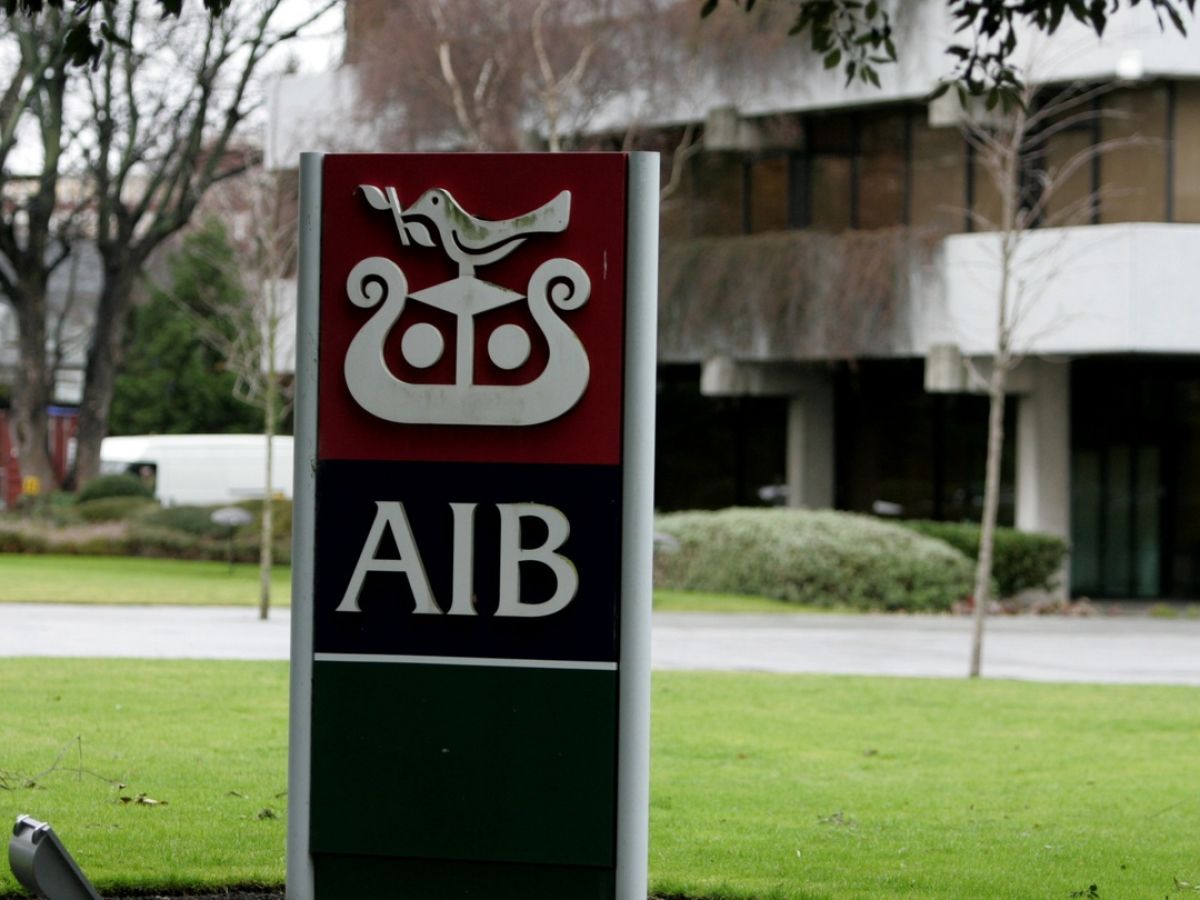 Aib To Sell 1bn Of Non Performing Loans To Cerberus