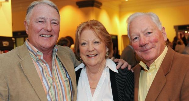 Mike Murphy (left), with Gay Byrne and his wife Kathleen Watkins in 2008. File photograph: Dave Meehan 
