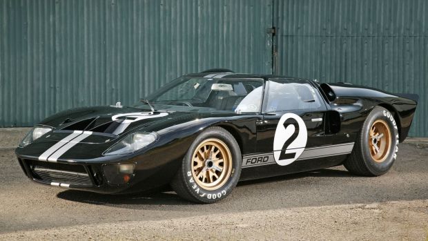 It was the black and silver No 2 GT40, driven by Bruce McLaren and Chris Amon, that finished just yards ahead of the No 1 Miles/Ruby car.
