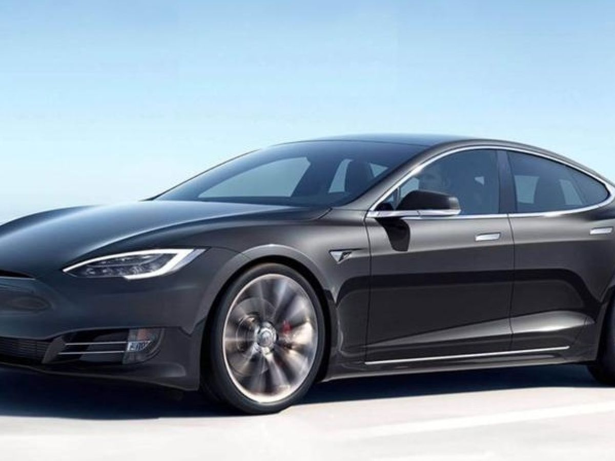 63: Tesla Model S – electric power but lags on the luxury front