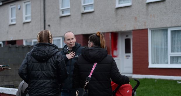 Rise TD Paul Murphy speaking to Voters in the Rossfield Avenue Estate in Tallaght.Photograph: Alan Betson 