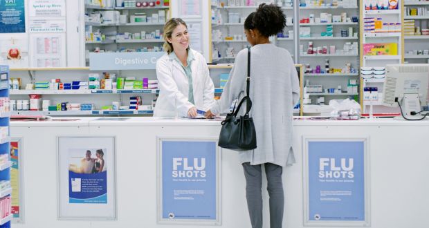 how to be a pharmacist in uk