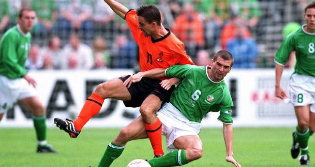 1/9/2001 World Cup QualifierRepublic of Ireland vs HollandRoy Keane of Ireland tackles Marc Overmars of HollandMandatory Credit ©INPHO/Billy Stickland