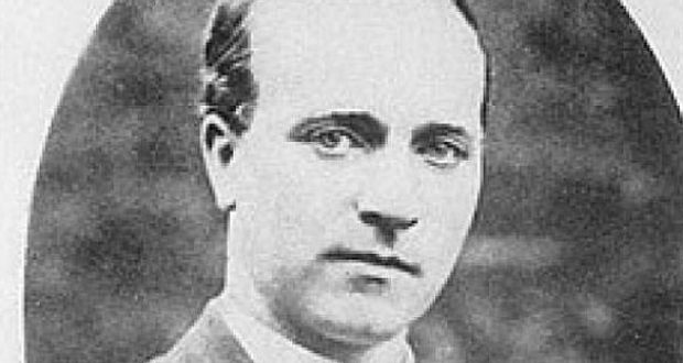 Tomás MacCurtain, who was later murdered by members of the RIC in 1920, was the Brigade Commander of the Irish Volunteers in Cork city and county in 1916.