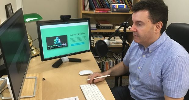 John Gavin: “Live-streaming a class is very demanding: you don’t want to bite off more than you can chew unless you’re very experienced in remote teaching.” 