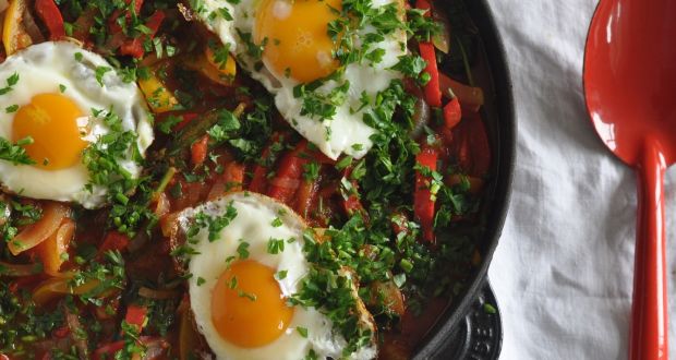 Simple shakshuka: easy to make and delicious